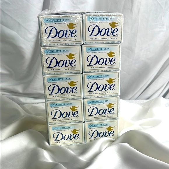 Dove Sensitive Skin Lotion Set 20 Pack 1/4 Moisturizing‎ Lotion Sample Size - Picture 1 of 3